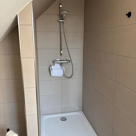 Lorenzen-hof Apartment Wiefelstede